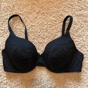 Victoria’s Secret 38DD bra